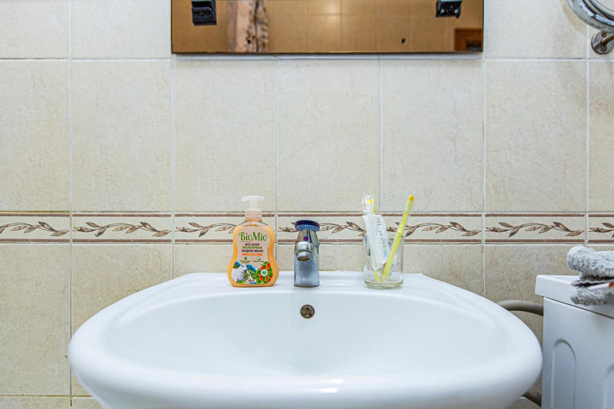 Apartment однушка в центре алматы, до арбата 5 минут ходьбы #82 *